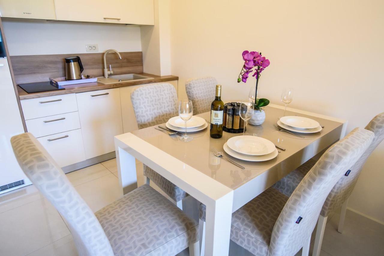 Apartments Leone Lukas Promajna Dış mekan fotoğraf