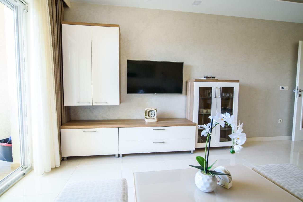 Apartments Leone Lukas Promajna Dış mekan fotoğraf